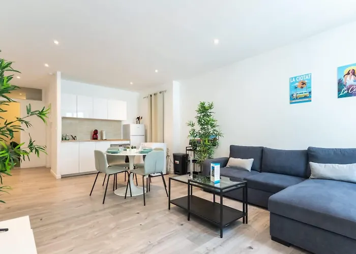 Apartment T2 Cosy & Moderne A 2 Min Du Port - Parking Inclus *