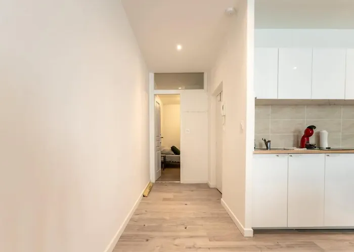 Apartment T2 Cosy & Moderne A 2 Min Du Port - Parking Inclus