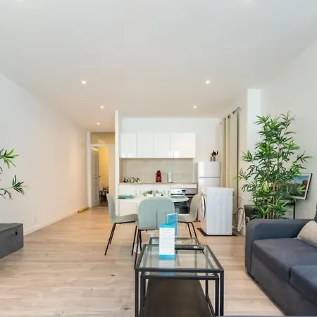 T2 Cosy & Moderne A 2 Min Du Port - Parking Inclus *