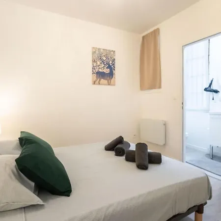 T2 Cosy & Moderne A 2 Min Du Port - Parking Inclus Lägenhet